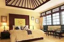 Royal Tunjung Bali Villa Legian 